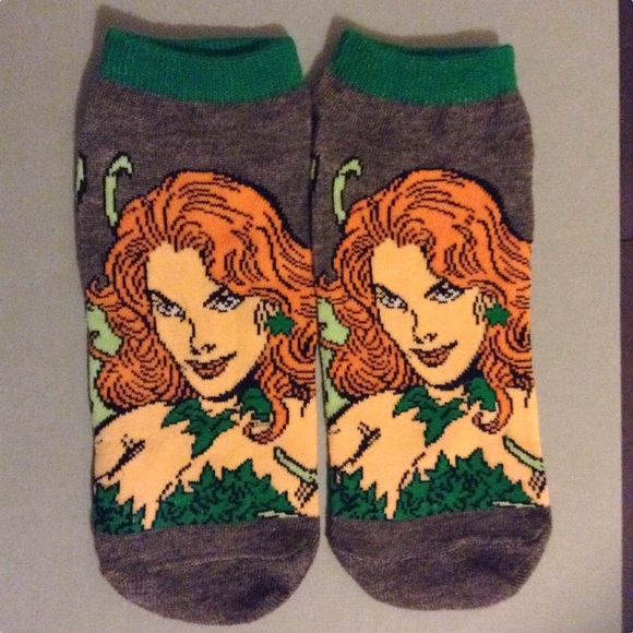Hot Topic Accessories - Poison Ivy Batman Villains Ankle Socks